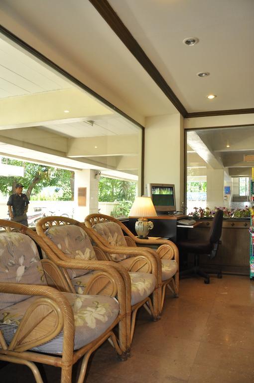 Phawana Sweet Hotel Bangkok Exterior photo