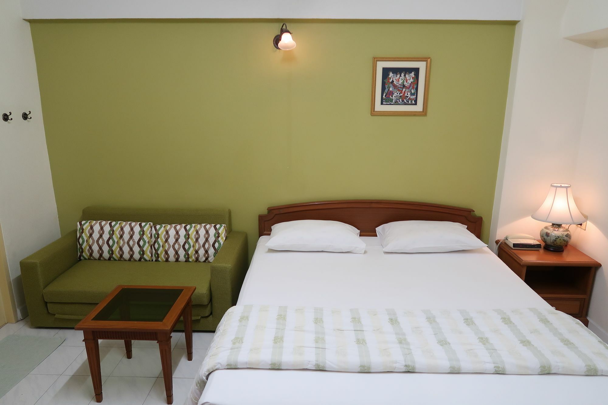 Phawana Sweet Hotel Bangkok Exterior photo